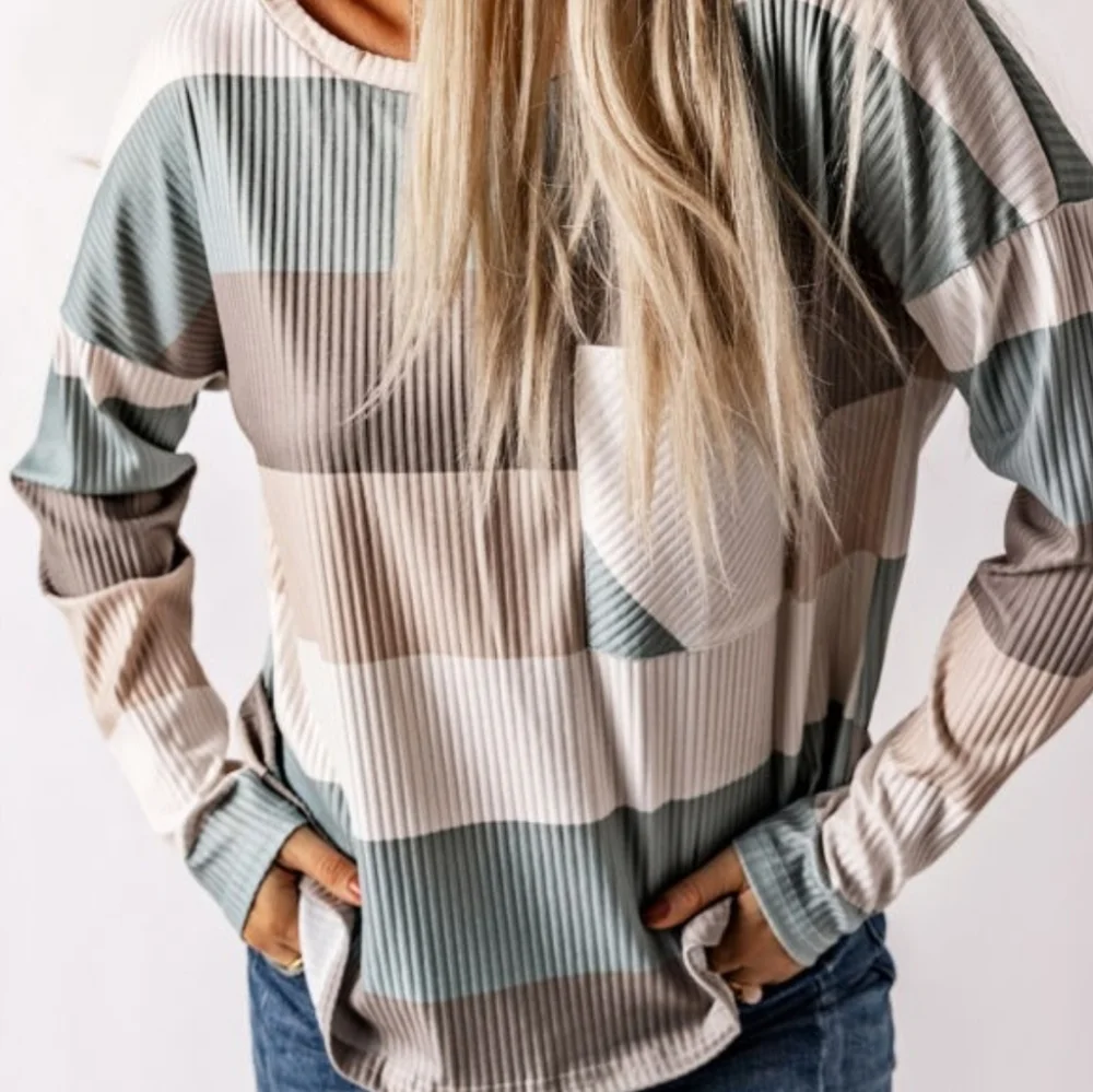 💜 New Stripped Rib Top - Picture 1 of 10